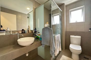 Jadite Suites @ Jade Hills