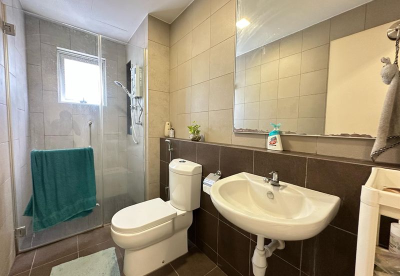 Jadite Suites @ Jade Hills