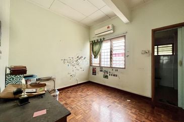 Bandar Tun Hussein Onn