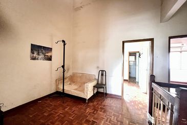 Bandar Tun Hussein Onn