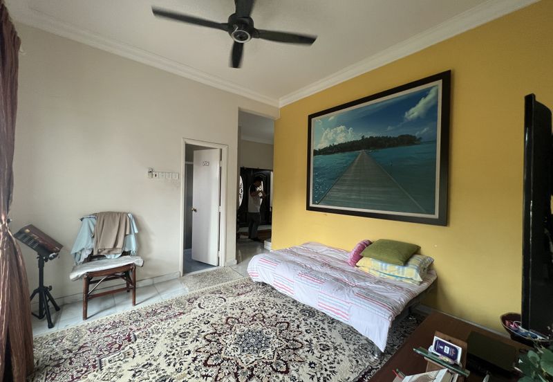 Bandar Tun Hussein Onn