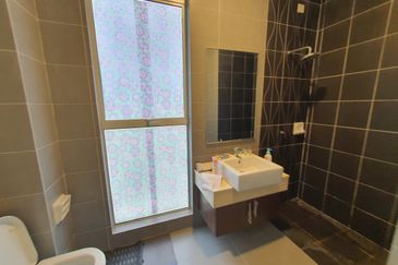 Bandar Tun Hussein Onn