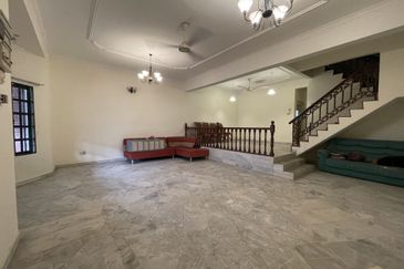 SL 4, Bandar Sungai Long