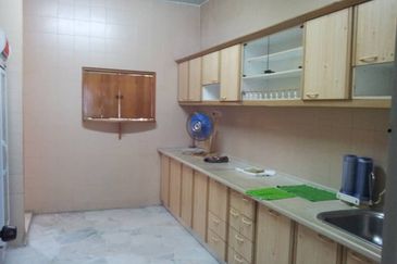 SL 2, Bandar Sungai Long