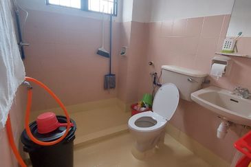 SL 9, Bandar Sungai Long