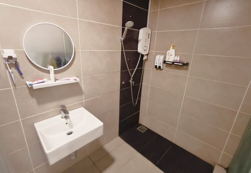 28 Residence @ Beverly Heights