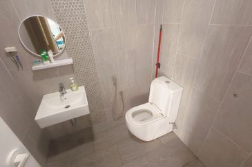 28 Residence @ Beverly Heights