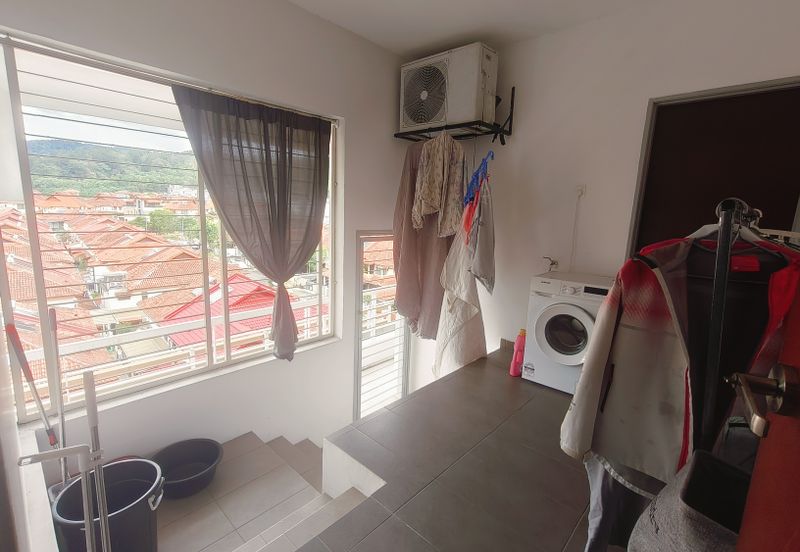 28 Residence @ Beverly Heights