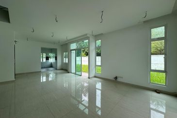 Suria Villa @ Sungai Long