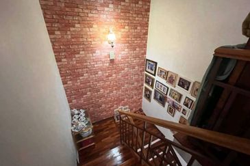 Jalan Suakasih @ Tun Hussein Onn