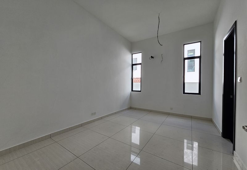 Wira Heights, Bandar Sungai Long