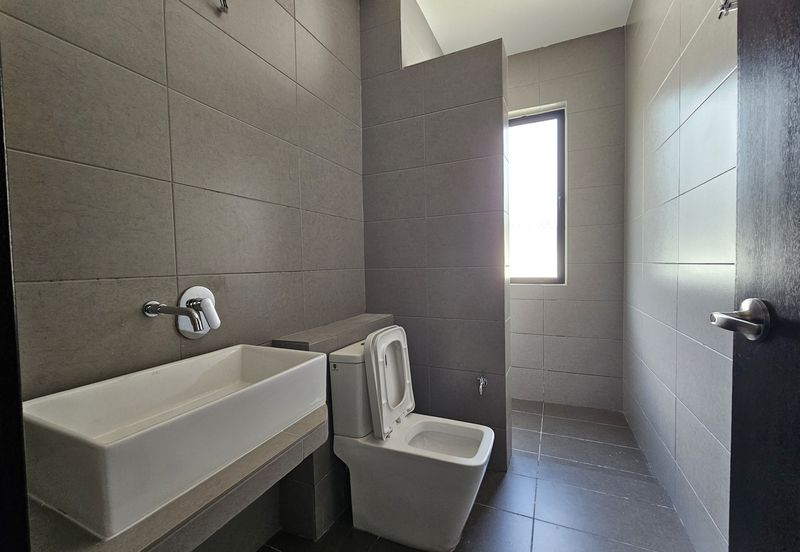 Wira Heights, Bandar Sungai Long