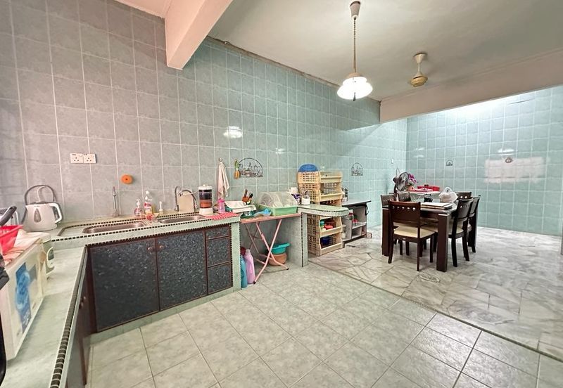 SL 6, Bandar Sungai Long