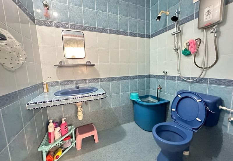 SL 6, Bandar Sungai Long