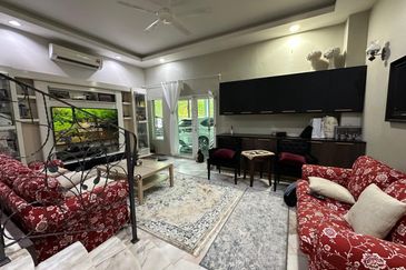 SL7, Bandar Sungai Long