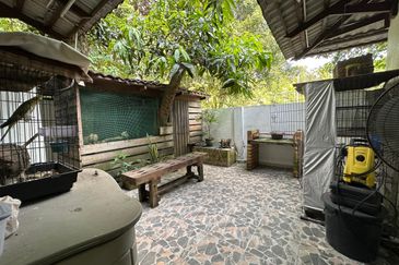 SL7, Bandar Sungai Long