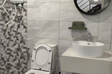 Arte Cheras @ Taman Midah