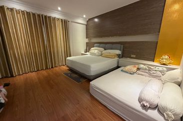 SL 4, Bandar Sungai Long