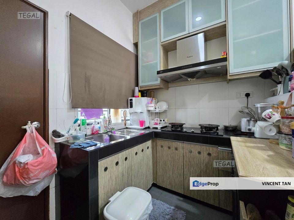 Klang Bandar Puteri Fully Renovated 2 Storey House For Sales!!, Selangor, Klang