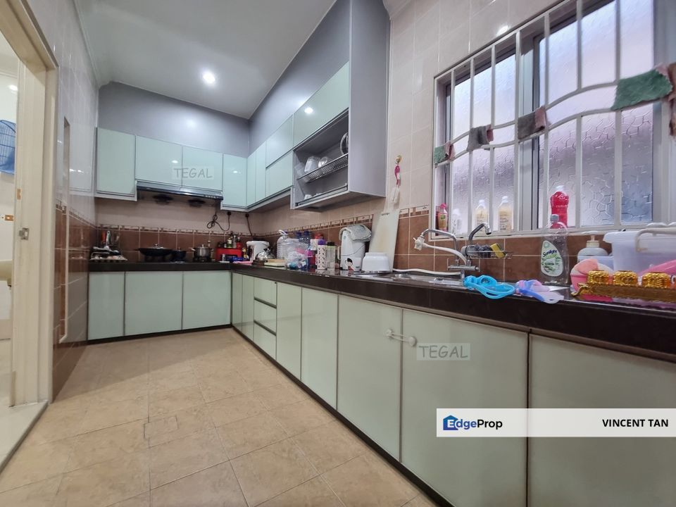 Klang Bandar Puteri Fully Renovated 2 Storey House For Sales!! Price Drop!!!, Selangor, Klang