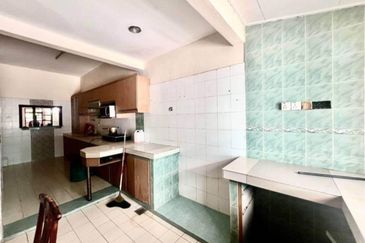 Bandar Tun Hussein Onn