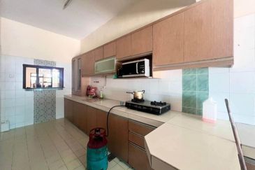 Bandar Tun Hussein Onn