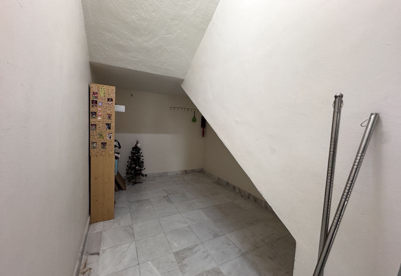 Jalan Shahbandar 2/6