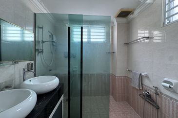 Jalan Shahbandar 2/6