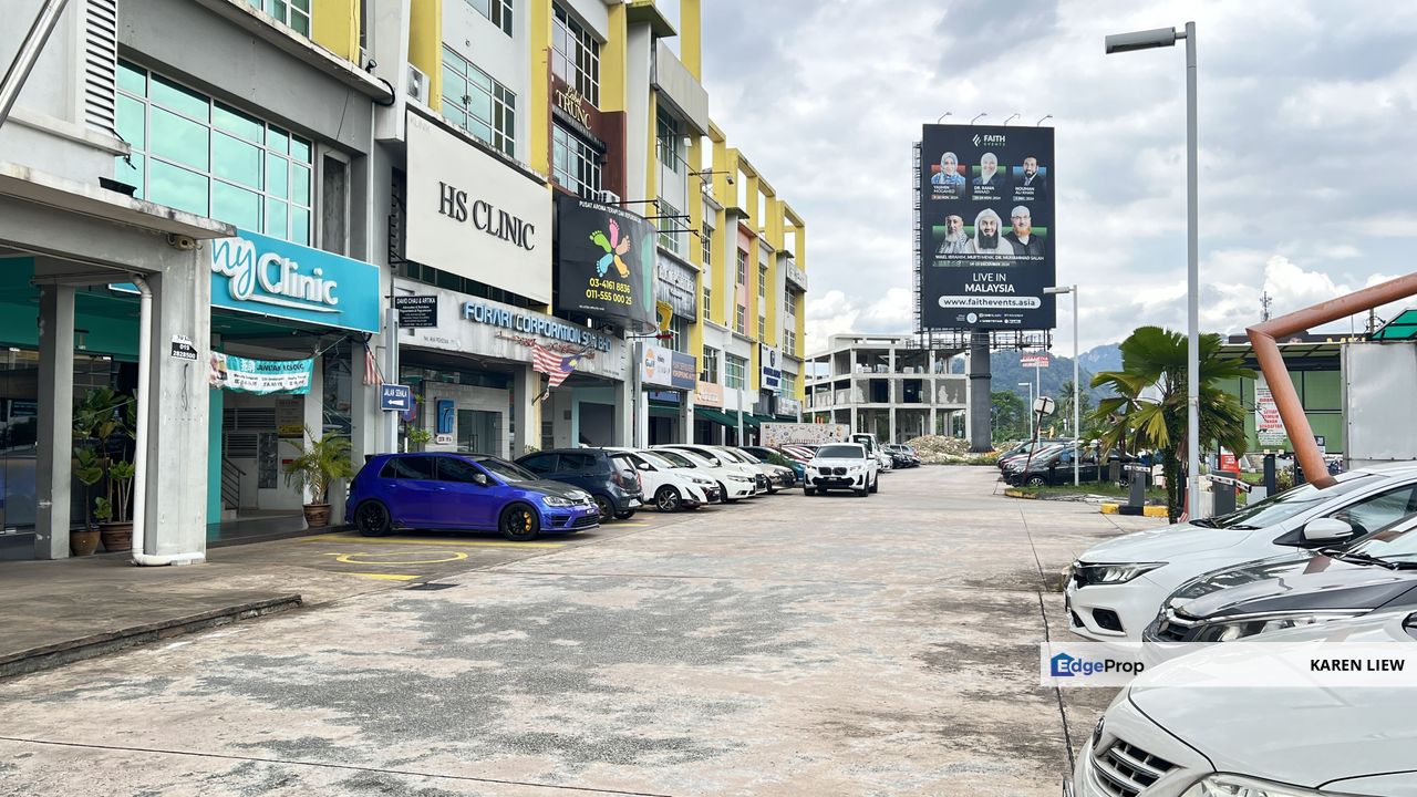 Ukay Boulevard 4 Storey shop (with private lift), Selangor, Ampang