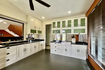 Impian Golf & Country Club