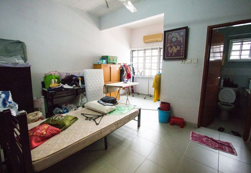 SL 4, Bandar Sungai Long