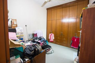 SL 4, Bandar Sungai Long