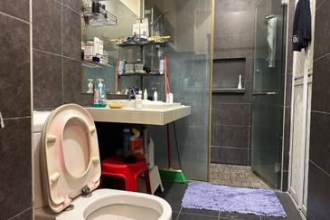 SL7, Bandar Sungai Long