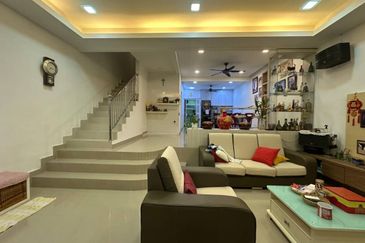 SL7, Bandar Sungai Long