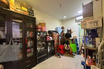 SL7, Bandar Sungai Long