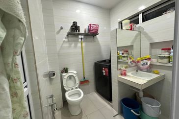 SL7, Bandar Sungai Long