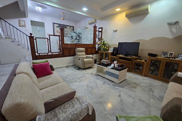 SL 2, Bandar Sungai Long