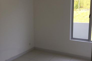 Parkfield Residences, Tropicana Heights