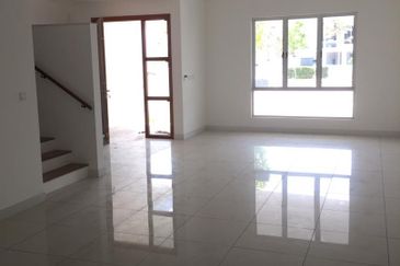 Parkfield Residences, Tropicana Heights