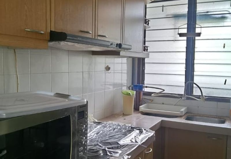 Menara Jade (Jade Tower), Taman Bukit Indah