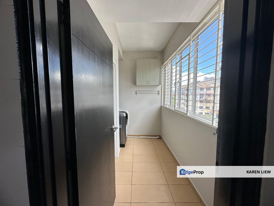 Taman D'Impian Tropika Balakong Double Storey Townhouse for Sale, Selangor, Balakong