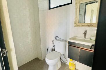 Tasik Heights Apartment