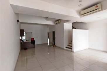 Parkfield Residences, Tropicana Heights