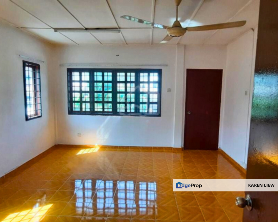 Taman Taming Jaya Balakong Semi Detached House for Sale Newly Refurbished, Selangor, Balakong