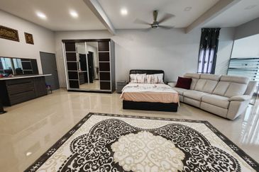 Asiaville, Bukit Antarabangsa