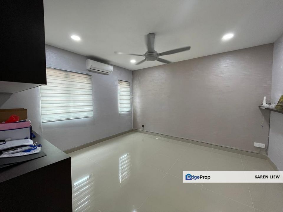 Venture heights 2.5 storey terrace house for sale, Selangor, Kajang