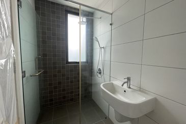 Villa 33, Bukit Manda'rina