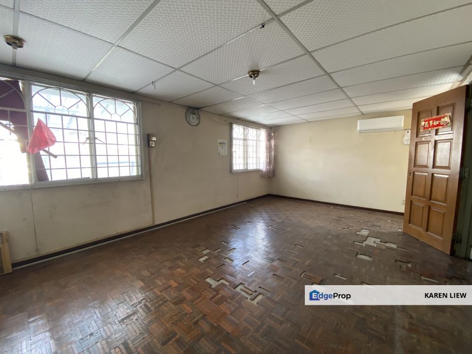 Taman kemboja 3 storey terrace house for sale, Selangor, Rawang