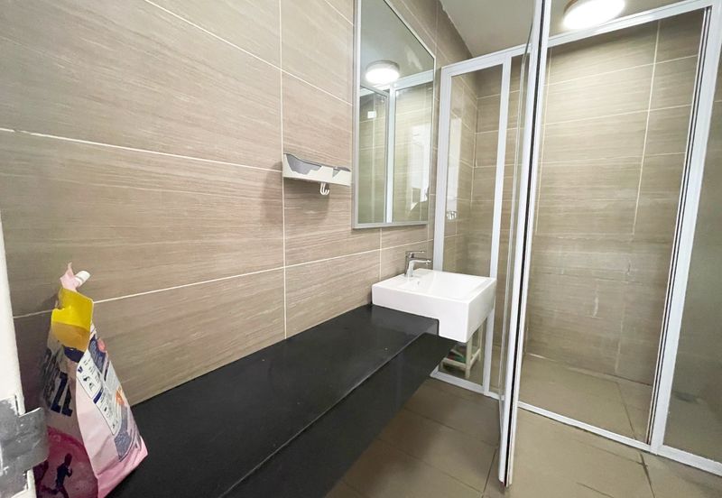 28 Boulevard (28 BLVD)