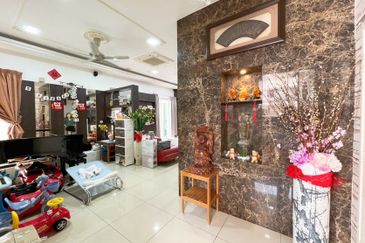 Hijauan Residence